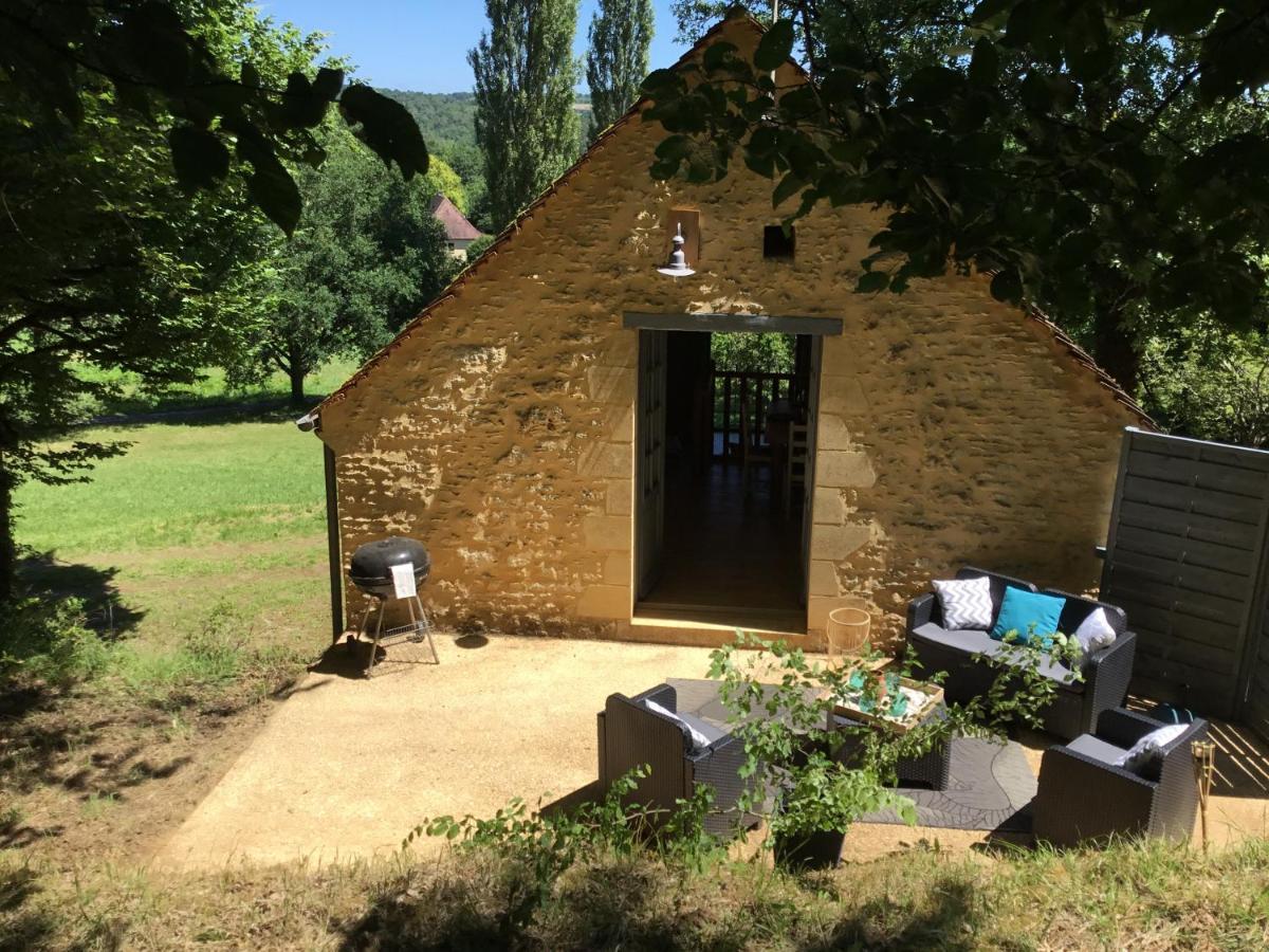 Logis Des 4 Fees Et Son Bain Nordique Villa Sainte-Nathalene Exterior photo